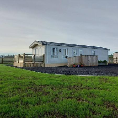 Drumrammer Farm Lodge Ahoghill Buitenkant foto