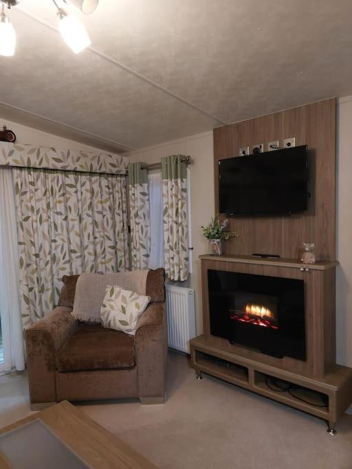 Drumrammer Farm Lodge Ahoghill Buitenkant foto